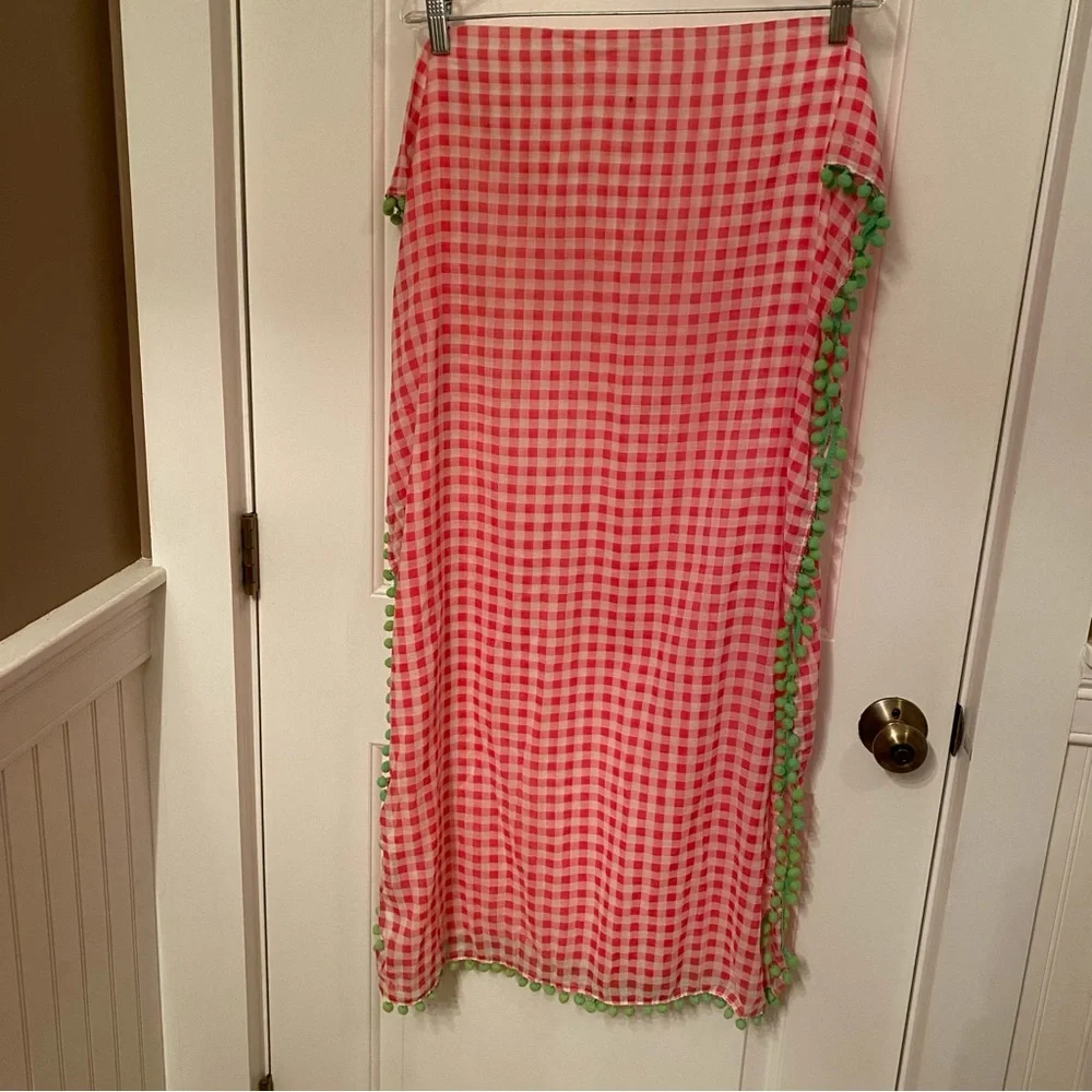 VINEYARD VINES SCARF PINK WHITE GINGHAM CHECK GREEN POM POMS LONG RECTANGLE WRAP
